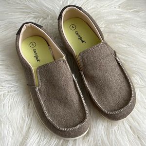 NWOT! Cat & Jack loafers